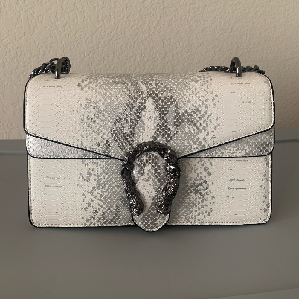 White & Silver Purse
